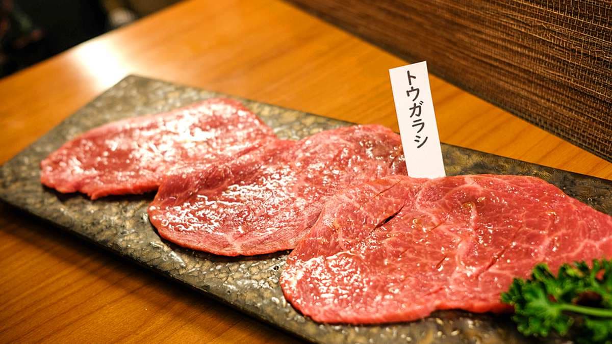 台中燒肉米其林一星是這家!只有10張桌子,買入一整頭「日本和牛」分切 台中燒肉米其林一星是這家!只有10張桌子,買入一整頭「日本和牛」分切
