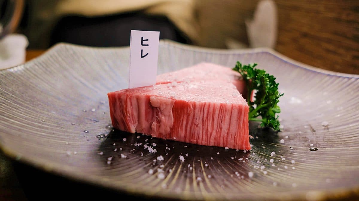 台中燒肉米其林一星是這家!只有10張桌子,買入一整頭「日本和牛」分切 台中燒肉米其林一星是這家!只有10張桌子,買入一整頭「日本和牛」分切