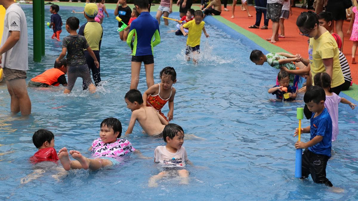 免費玩水囉!竹崎親水公園重新開放,小孩瘋玩鯨魚溜滑梯、大沙坑 免費玩水囉!竹崎親水公園重新開放,小孩瘋玩鯨魚溜滑梯、大沙坑