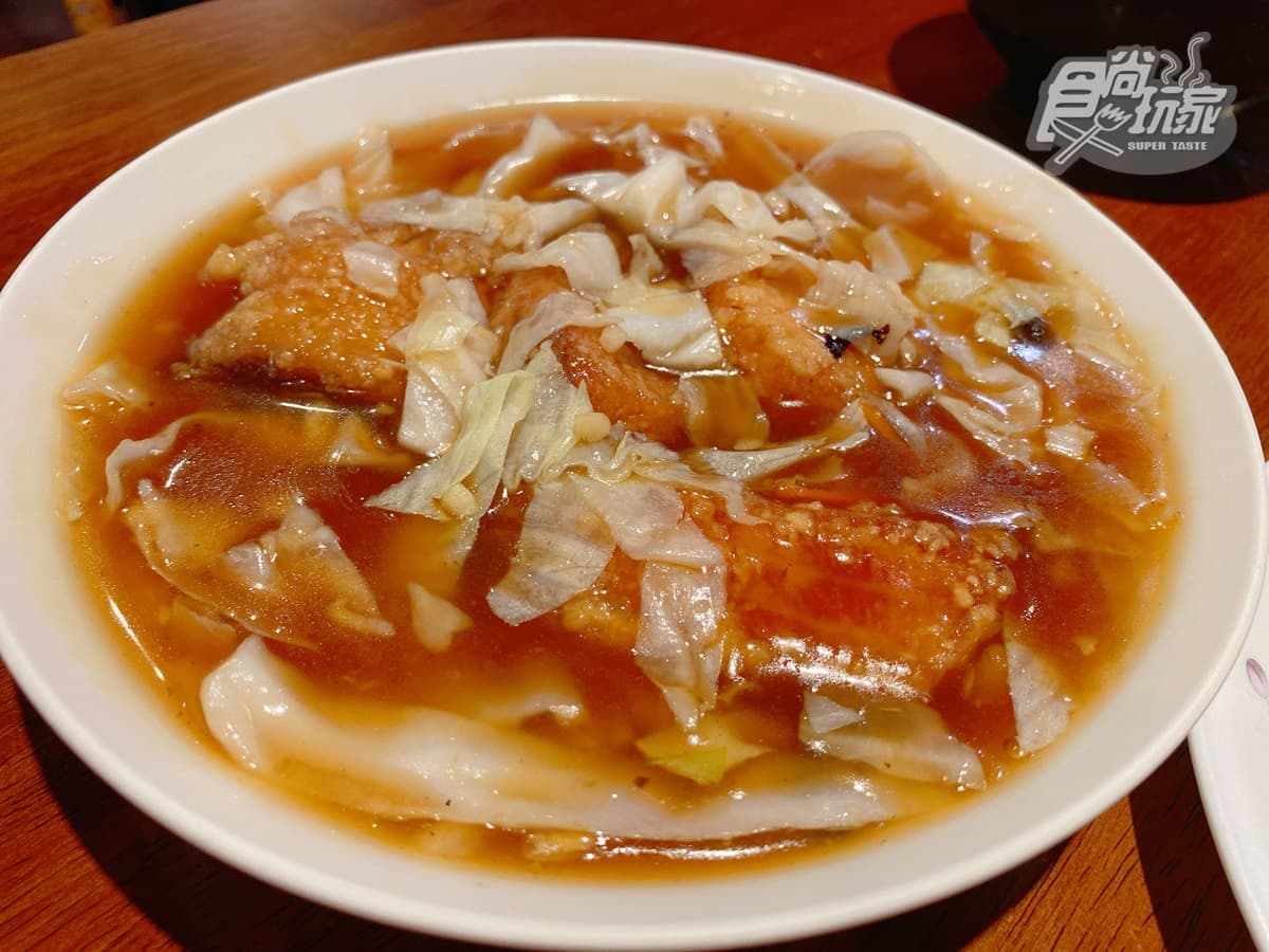 全台唯一「米其林入榜」便當店!必吃3公分厚排骨、雲朵雞腿 全台唯一「米其林入榜」便當店!必吃3公分厚排骨、雲朵雞腿