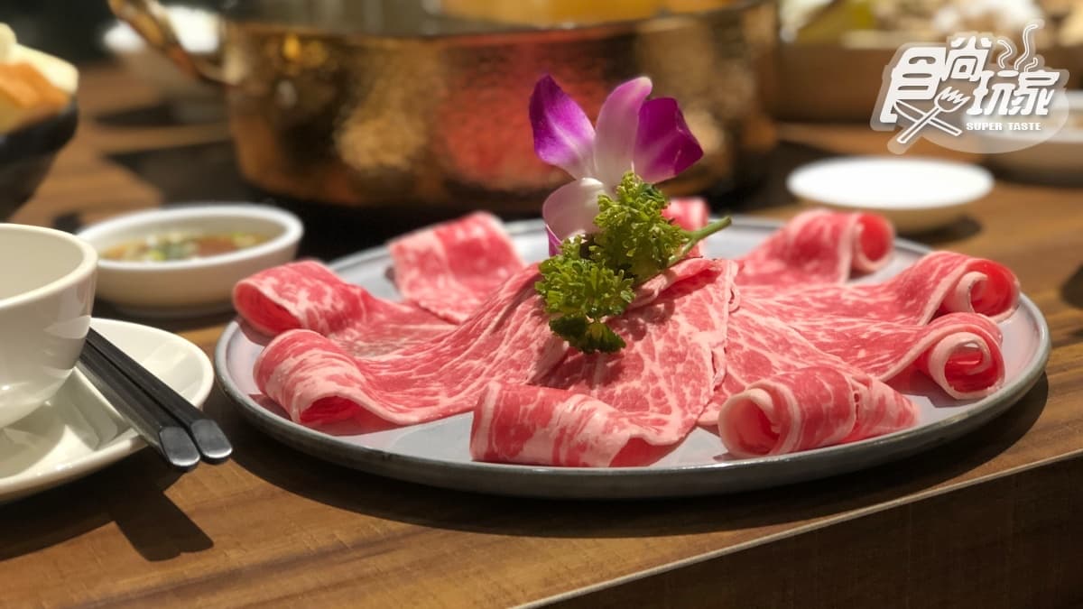 【新開店】吃鍋囉!超狂A5和牛+南非白鮑魚,還有限量巨無霸貢丸 【新開店】吃鍋囉!超狂A5和牛+南非白鮑魚,還有限量巨無霸貢丸