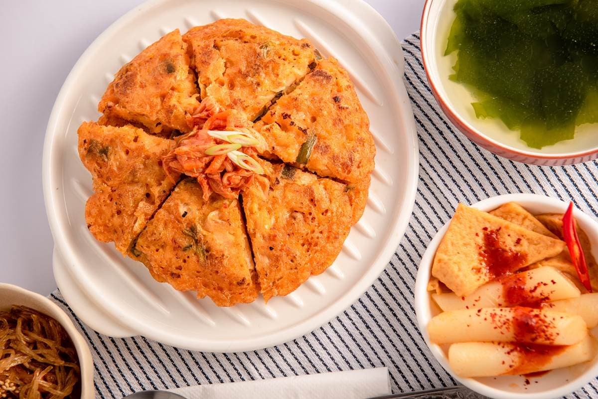 《一日三餐》韓式煎餅、《一起吃飯吧》炒粉絲這裡吃!韓劇好料在家6分鐘神還原 《一日三餐》韓式煎餅、《一起吃飯吧》炒粉絲這裡吃!韓劇好料在家6分鐘神還原