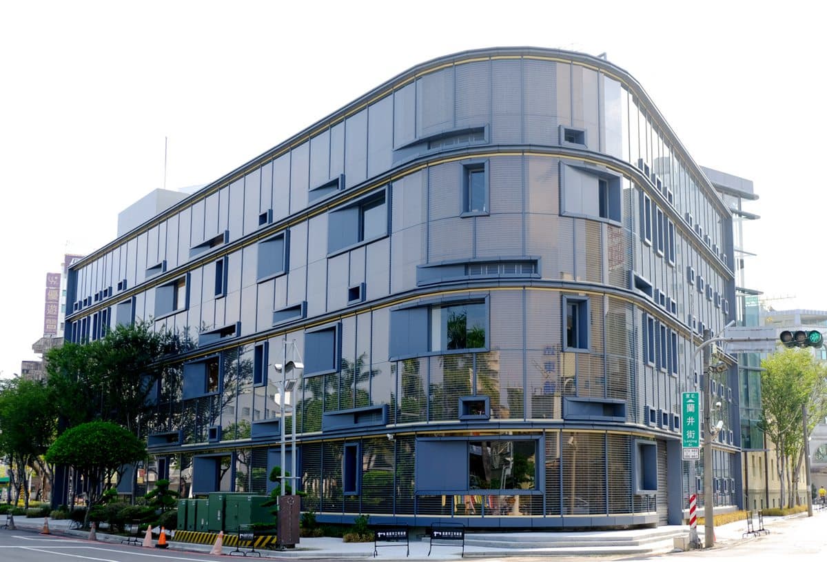 嘉義免門票新景點!菸酒公賣局日式建築化身超美「嘉義市立美術館」,9/25起試營運3天 嘉義免門票新景點!菸酒公賣局日式建築化身超美「嘉義市立美術館」,9/25起試營運3天