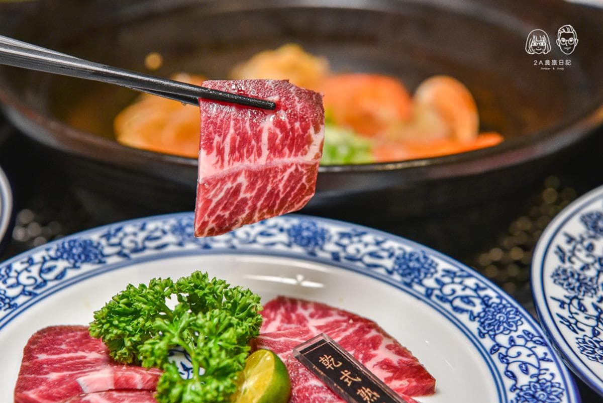 台中4家網美系燒肉店:日式燈籠搭楓紅、復古清宮、小鼓造型高腳椅 台中4家網美系燒肉店:日式燈籠搭楓紅、復古清宮、小鼓造型高腳椅