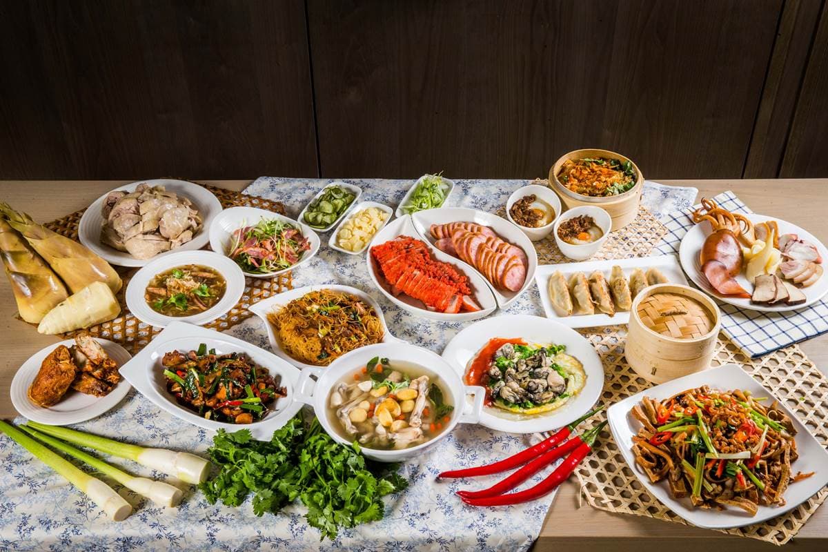 2.5折爽住!全台最高泳池飯店「夜市吃到飽」,士林香腸、魷魚羹、蚵仔煎全吃 2.5折爽住!全台最高泳池飯店「夜市吃到飽」,士林香腸、魷魚羹、蚵仔煎全吃