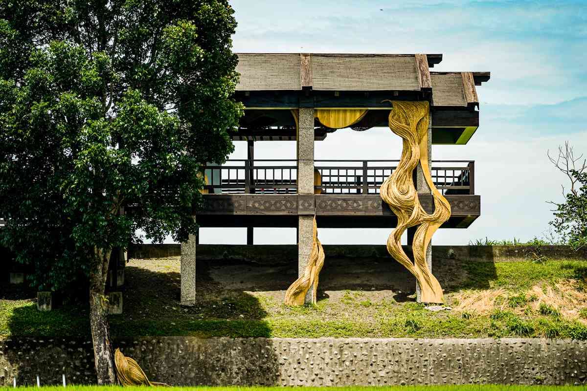 「最長打卡點」台東197美拍之旅:蓮花池畔有巨人、稻田裡的牛頭鋼琴、幫女孩抓山豬 「最長打卡點」台東197美拍之旅:蓮花池畔有巨人、稻田裡的牛頭鋼琴、幫女孩抓山豬