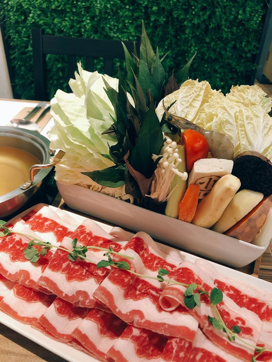 50元無限一日搭輕軌!新北沿線36家美食優惠,打卡送火鍋肉盤、巧克力蛋糕 50元無限一日搭輕軌!新北沿線36家美食優惠,打卡送火鍋肉盤、巧克力蛋糕