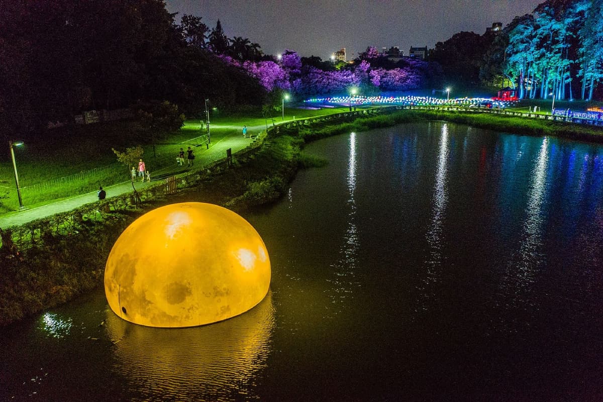 夜經濟拚起來 嘉義市的夜亮起來!光織影舞等您來夜遊 夜經濟拚起來 嘉義市的夜亮起來!光織影舞等您來夜遊