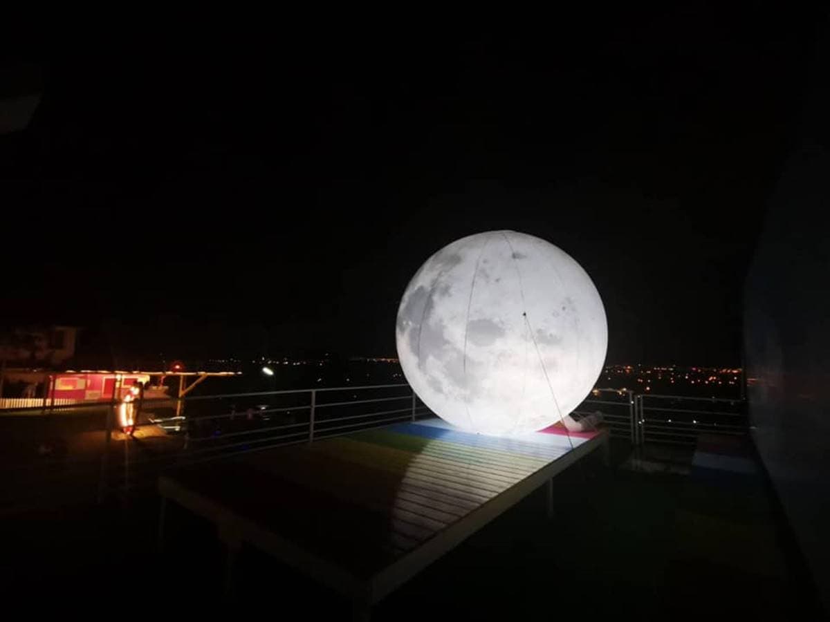 中秋最近距離「賞月」全台這6處:南投藍月球、北香湖上7公尺超大月亮 中秋最近距離「賞月」全台這6處:南投藍月球、北香湖上7公尺超大月亮