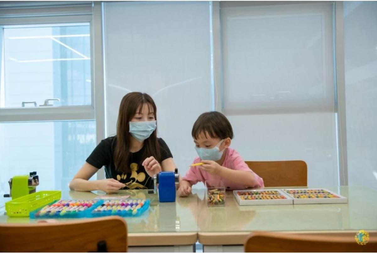 爸媽快筆記!北部6家親子DIY觀光工廠:組裝機器人、彩繪帆布包、窯烤披薩 爸媽快筆記!北部6家親子DIY觀光工廠:組裝機器人、彩繪帆布包、窯烤披薩