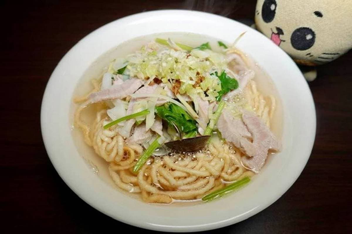 CP值超高!市場「平價海鮮麵」料多到看不見麵,每日產地直送鮮蚵會爆漿 CP值超高!市場「平價海鮮麵」料多到看不見麵,每日產地直送鮮蚵會爆漿