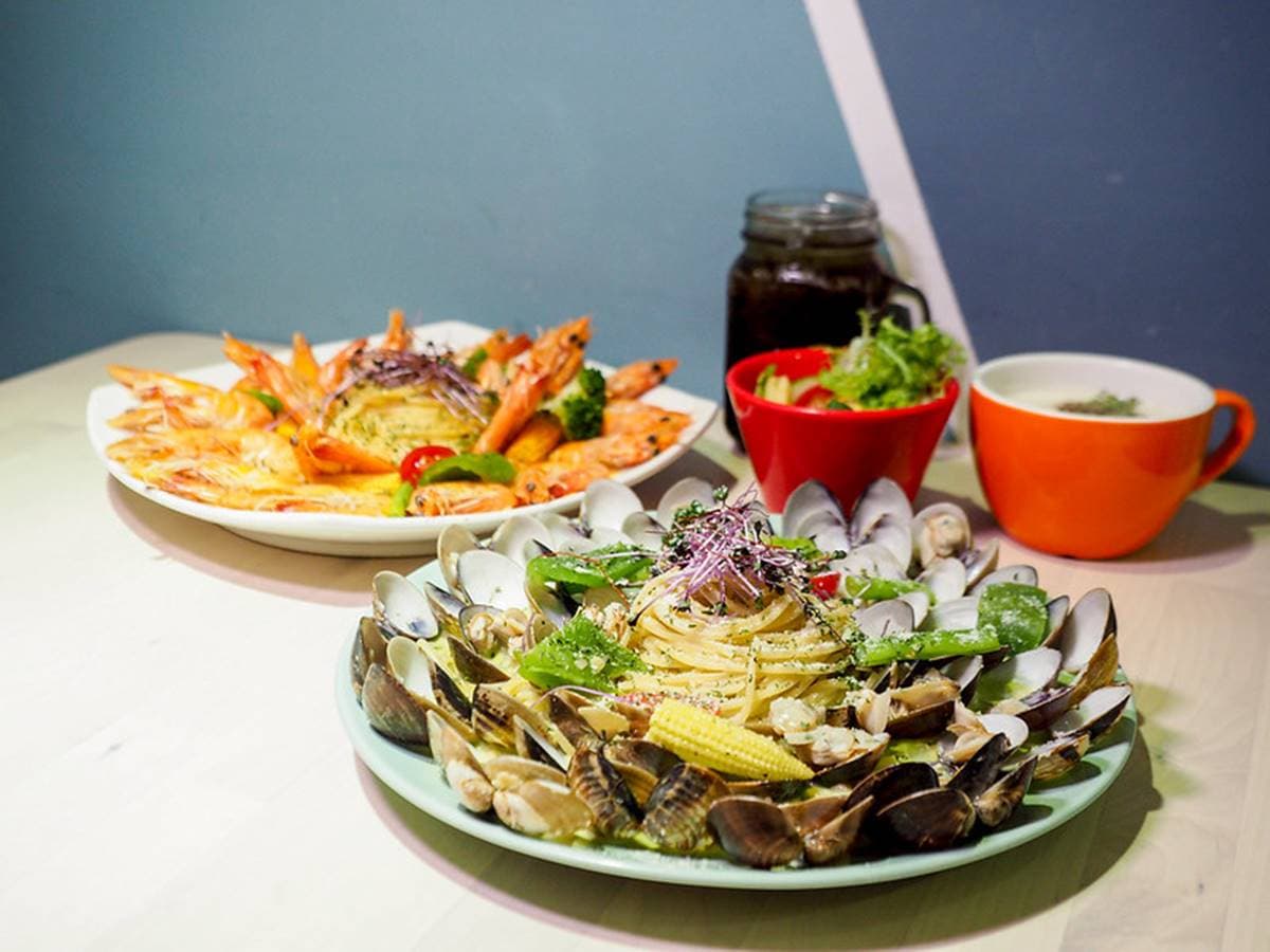 秋天海鮮就吃這道!北部10間超浮誇痛風料理:50顆蛤蜊青醬麵、龍蝦滷肉飯 秋天海鮮就吃這道!北部10間超浮誇痛風料理:50顆蛤蜊青醬麵、龍蝦滷肉飯