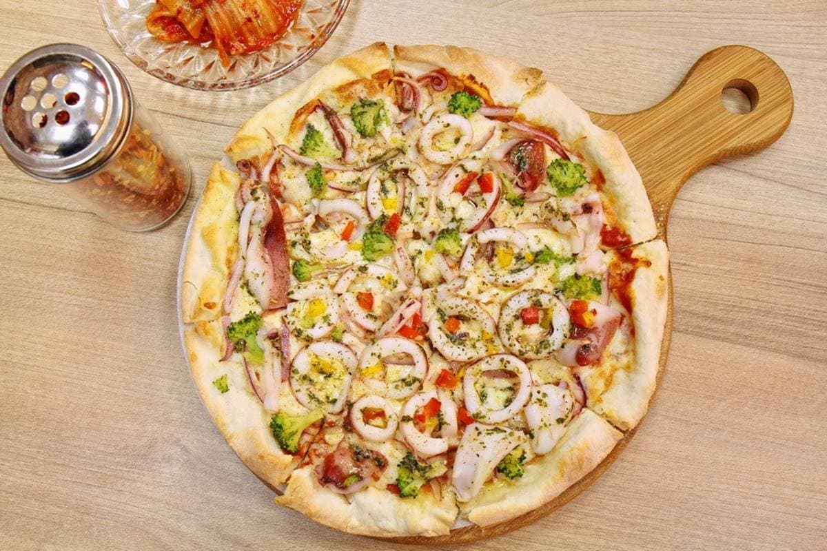 吃到痛風也甘願!北中南17間浮誇系海鮮料理:整隻龍蝦炒飯、滿料鮮牡蠣火鍋 吃到痛風也甘願!北中南17間浮誇系海鮮料理:整隻龍蝦炒飯、滿料鮮牡蠣火鍋