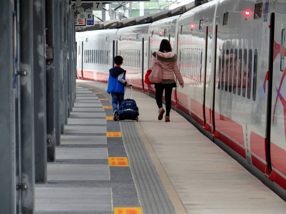 來搭普悠瑪環島了!12/23起「南迴電氣化通車」,高雄到花蓮縮短39分 來搭普悠瑪環島了!12/23起「南迴電氣化通車」,高雄到花蓮縮短39分