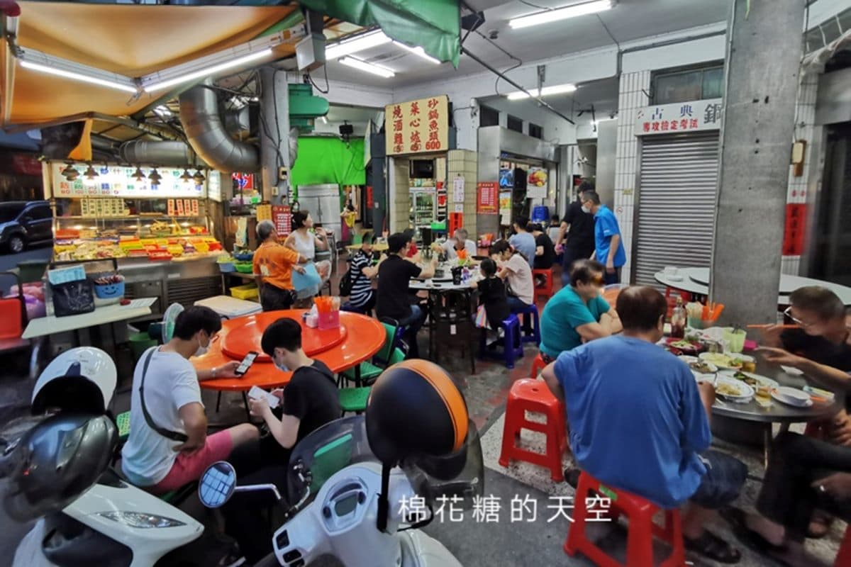 在地老饕不藏私!台中5家人氣熱炒:1盤2吃鵝肉、金黃三杯大腸、隱藏版香煎豬肝 在地老饕不藏私!台中5家人氣熱炒:1盤2吃鵝肉、金黃三杯大腸、隱藏版香煎豬肝