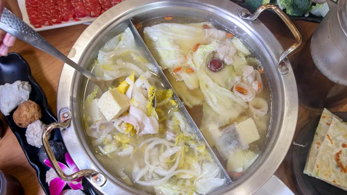 火鍋控快嘗鮮!北中南21家獨特鍋物:冬瓜白玉粥、鹹蛋黃牛奶、胡椒白菜雞 火鍋控快嘗鮮!北中南21家獨特鍋物:冬瓜白玉粥、鹹蛋黃牛奶、胡椒白菜雞