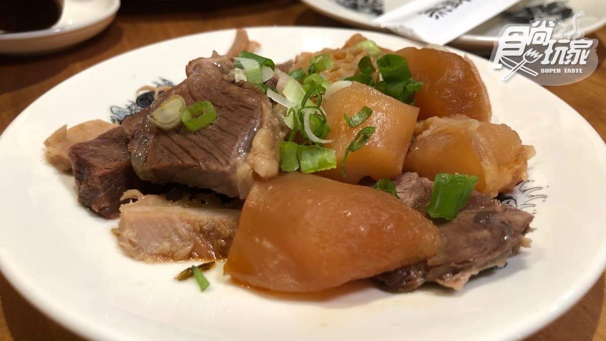 【新開店】玩日本屋台哏!「日式火鍋+金曲串燒+鹽麴滷物」一次滿足,加碼再推限定攤販 【新開店】玩日本屋台哏!「日式火鍋+金曲串燒+鹽麴滷物」一次滿足,加碼再推限定攤販