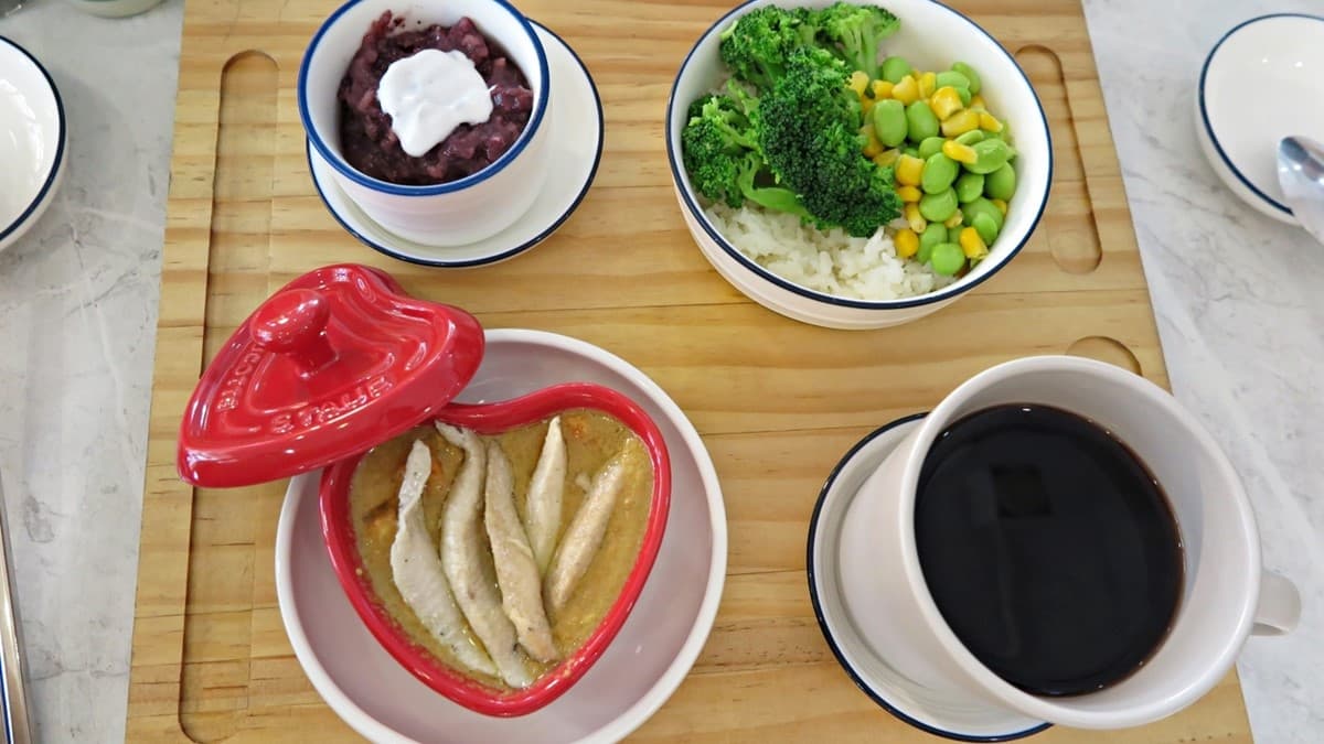 【食尚首播】台中文創園區周邊3家網美打卡店:獸醫開的雜糧食堂、45年糕餅 【食尚首播】台中文創園區周邊3家網美打卡店:獸醫開的雜糧食堂、45年糕餅
