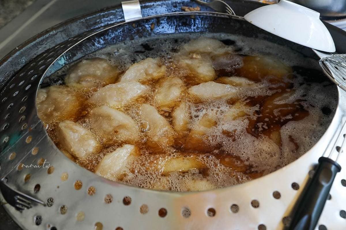 在地人從小吃到大!員林隱藏版肉圓外皮彈滑肉餡扎實超唰嘴,再配清爽豆腐湯更對味 在地人從小吃到大!員林隱藏版肉圓外皮彈滑肉餡扎實超唰嘴,再配清爽豆腐湯更對味