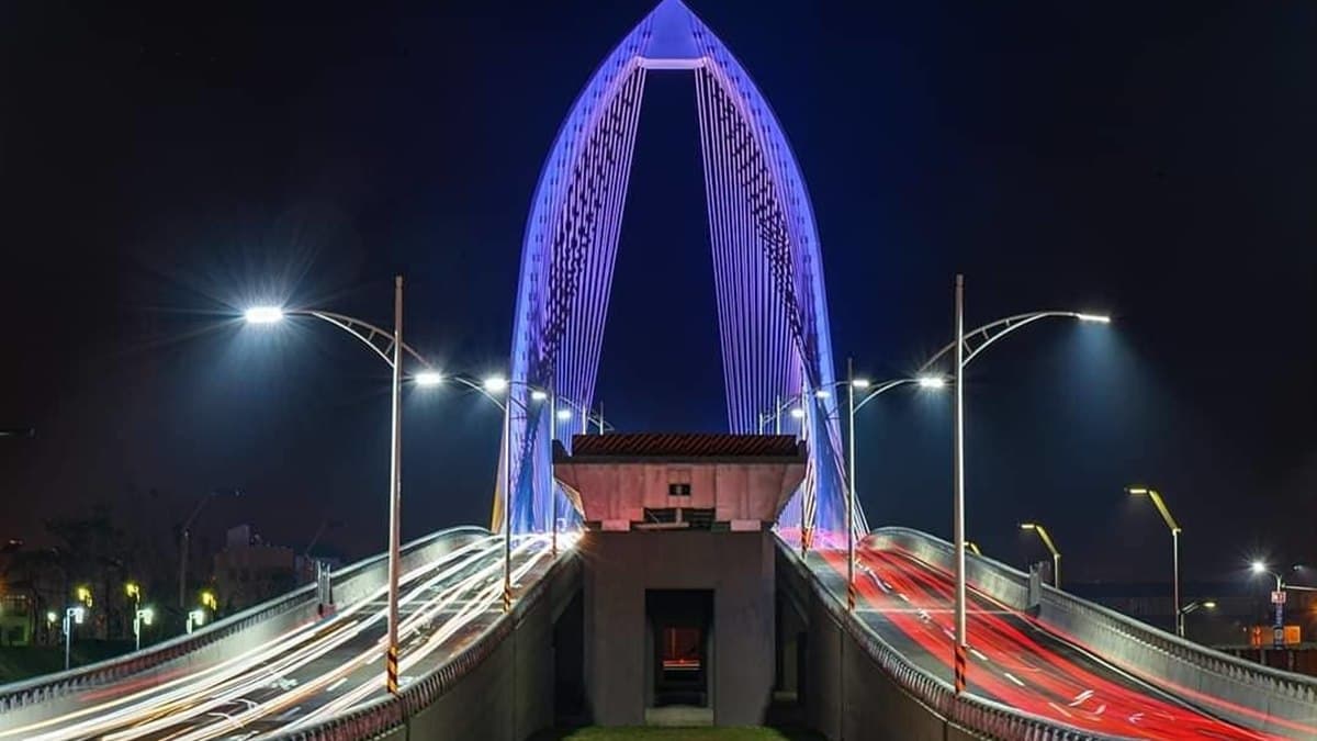 科湳愛琴橋
