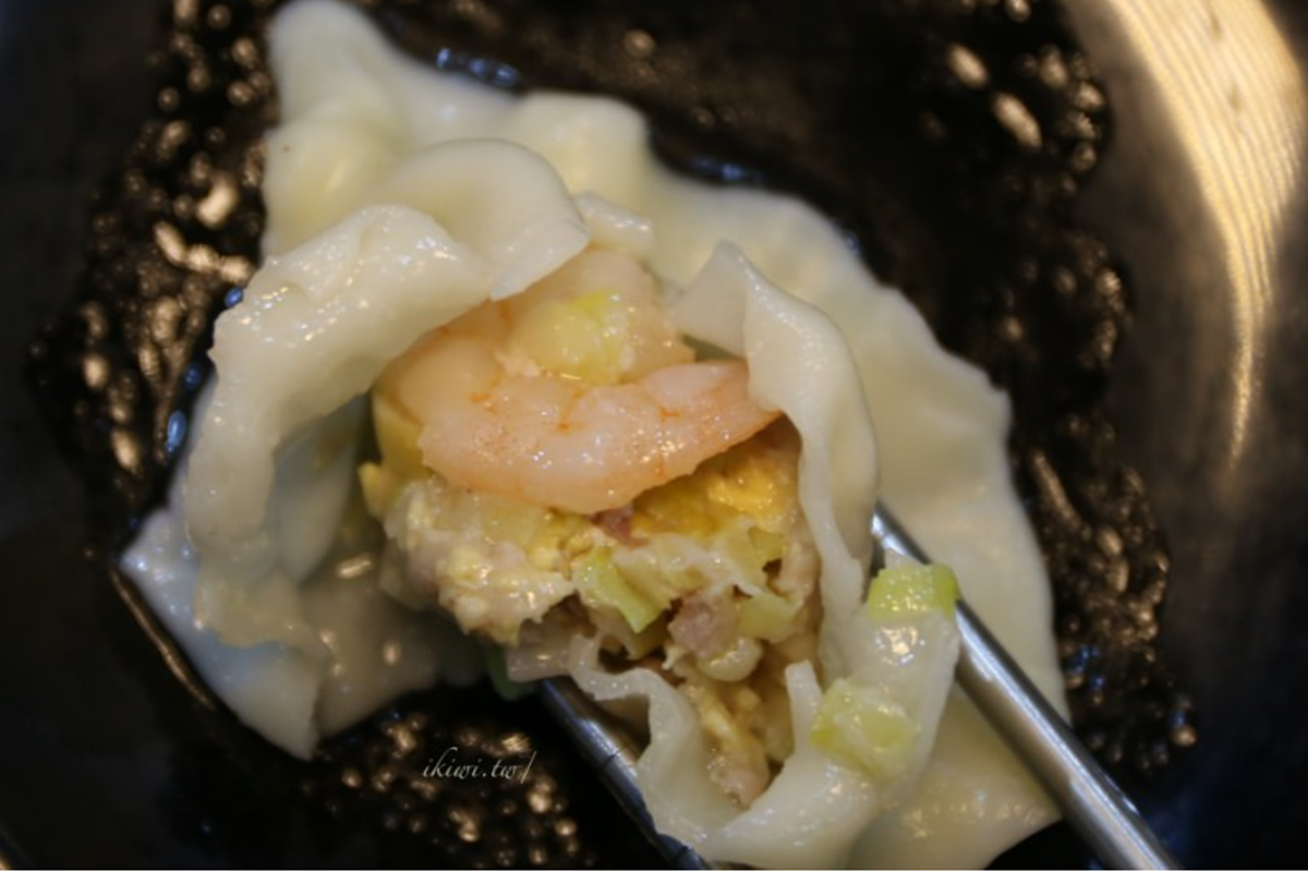 部落客激推!北中南5家古法自製酸菜白肉鍋:蒙古宮廷風、道地瀋陽味 部落客激推!北中南5家古法自製酸菜白肉鍋:蒙古宮廷風、道地瀋陽味