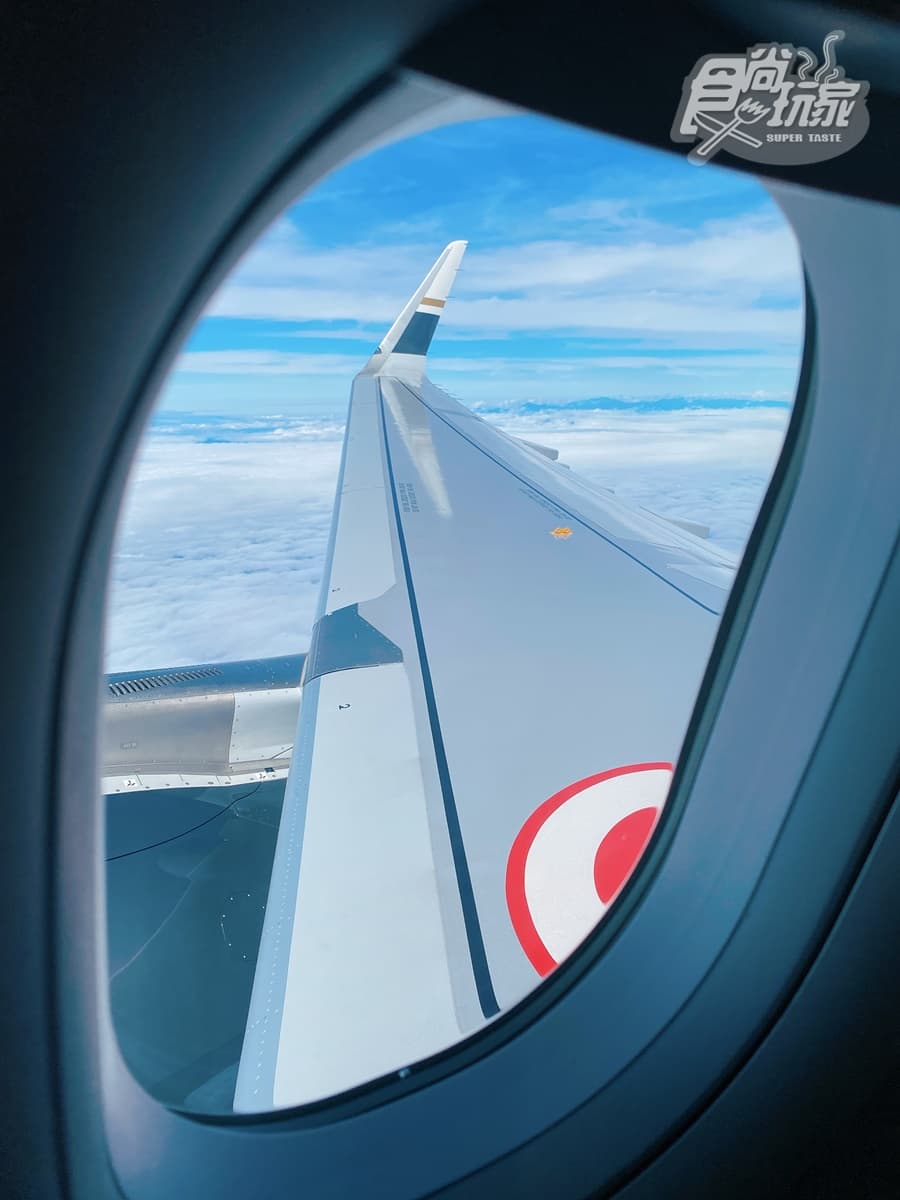 這樣才叫「偽出國」!搭星宇航空飛「台南國」,胡同燒肉當飛機餐、飛到日本上空打卡去 這樣才叫「偽出國」!搭星宇航空飛「台南國」,胡同燒肉當飛機餐、飛到日本上空打卡去