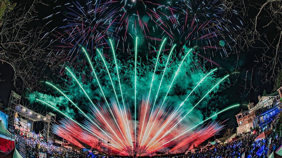 追星族來這跨年!清境「暗空公園」倒數+3分鐘煙火,加碼迎接絕美曙光