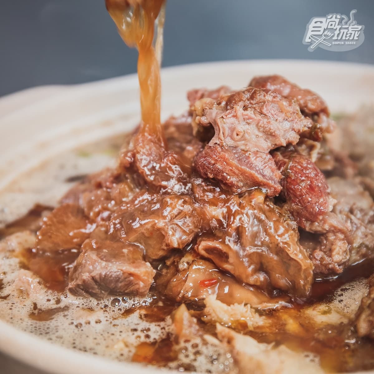 高CP年菜靠這篇!秒殺團購+飯店外帶38款:1.6kg胡椒鴨、鮑魚佛跳牆、牛肉超載鍋 高CP年菜靠這篇!秒殺團購+飯店外帶38款:1.6kg胡椒鴨、鮑魚佛跳牆、牛肉超載鍋