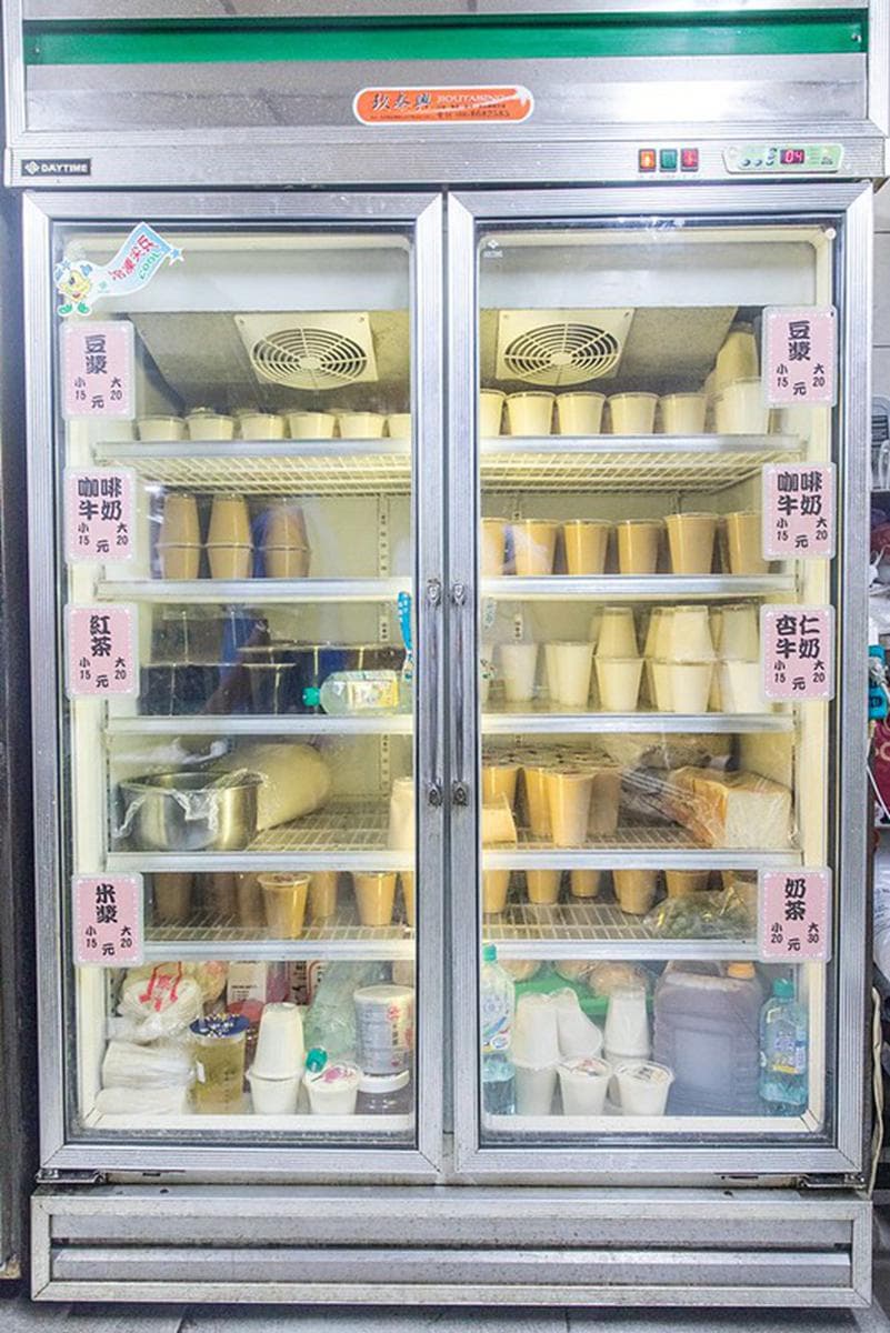 沒吃過不算在地人!東港消夜唯一指定「烤饅頭」是這家,乳瑪琳、煉乳雙重奏超邪惡 沒吃過不算在地人!東港消夜唯一指定「烤饅頭」是這家,乳瑪琳、煉乳雙重奏超邪惡