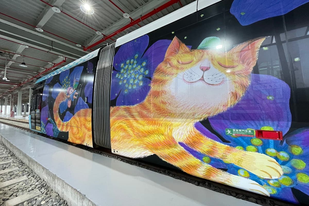 幾米粉朝聖了!淡海輕軌「2021幾米列車」新上路,2大彩繪車廂Q萌登場 幾米粉朝聖了!淡海輕軌「2021幾米列車」新上路,2大彩繪車廂Q萌登場