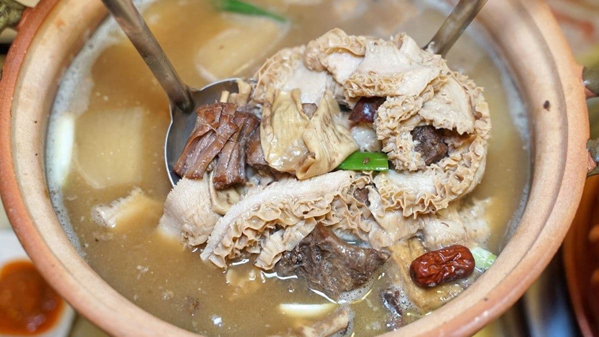 【新開店】澳門人也推!新竹炭燒砂鍋必吃經典「柱侯炆牛腩」,道地祕方湯底試過會懷念 【新開店】澳門人也推!新竹炭燒砂鍋必吃經典「柱侯炆牛腩」,道地祕方湯底試過會懷念