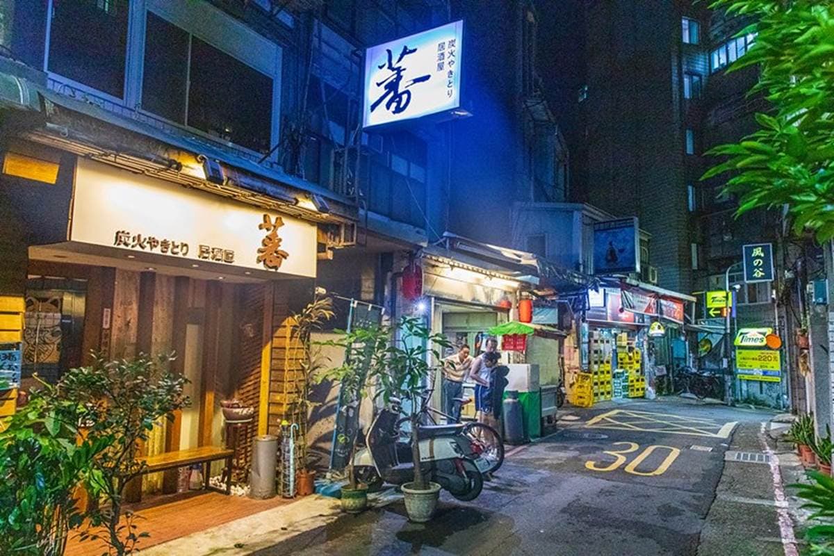 老饕續攤首選!八條通隱藏版居酒屋必點絕品烤「白肝」,軟骨雞肉明太子一吃停不下 老饕續攤首選!八條通隱藏版居酒屋必點絕品烤「白肝」,軟骨雞肉明太子一吃停不下