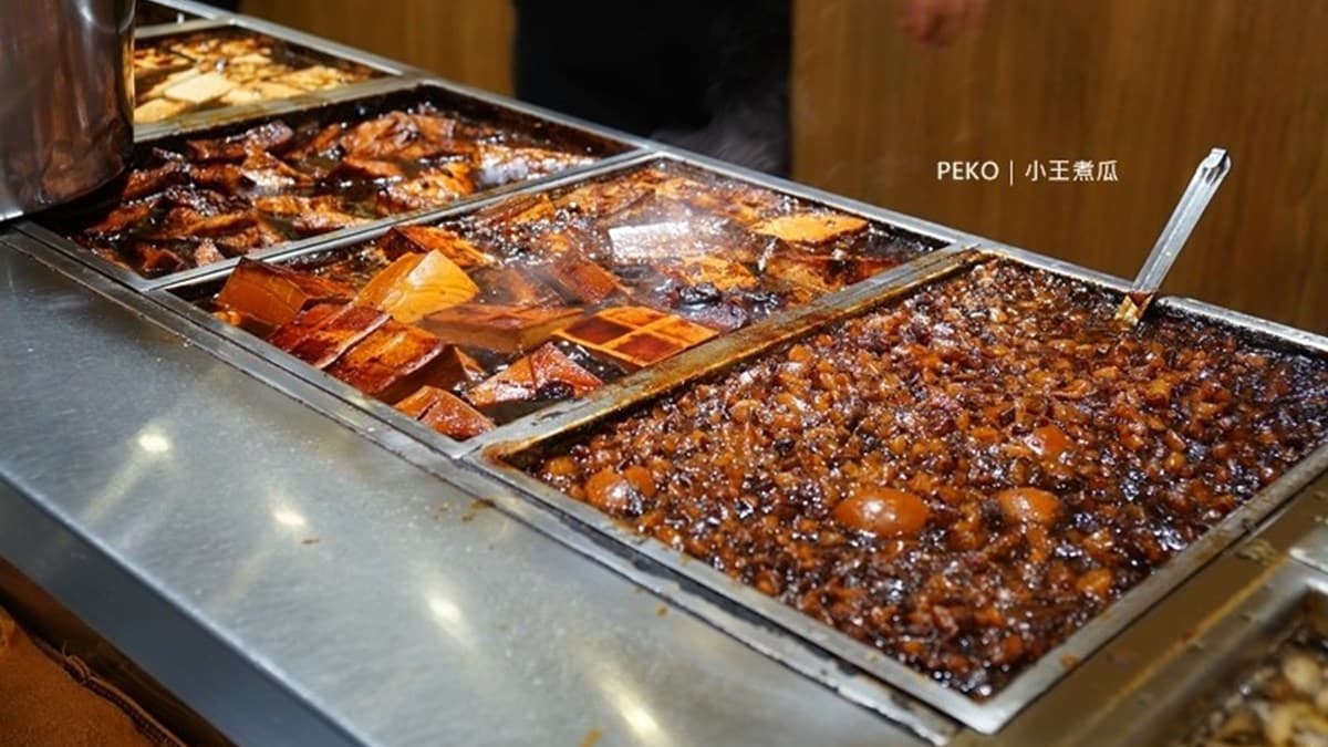 華西街夜市必吃這攤!「黑金滷肉飯」連3年獲米其林,膠質滷汁拌香Q米飯超唰嘴 華西街夜市必吃這攤!「黑金滷肉飯」連3年獲米其林,膠質滷汁拌香Q米飯超唰嘴