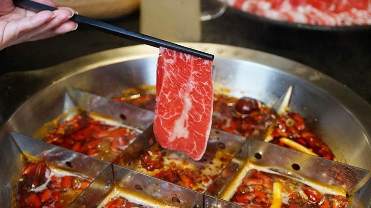東華川府重慶老火鍋-蜀山客棧概念店