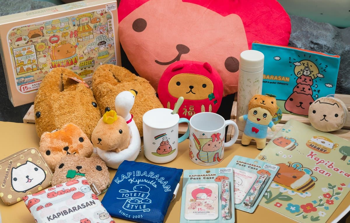 獨家「溫泉造景」!南部獨家「水豚君期間限定店」免費拍,800項超萌周邊搶先逛 獨家「溫泉造景」!南部獨家「水豚君期間限定店」免費拍,800項超萌周邊搶先逛