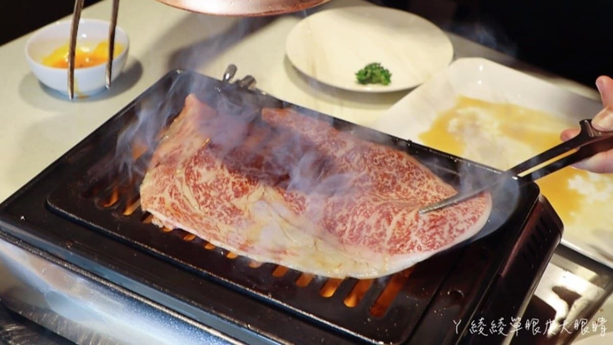 水水吃肉免動手!新竹網美系燒肉店有專人代烤服務,私房炙燒比目魚蓋飯最驚豔 水水吃肉免動手!新竹網美系燒肉店有專人代烤服務,私房炙燒比目魚蓋飯最驚豔