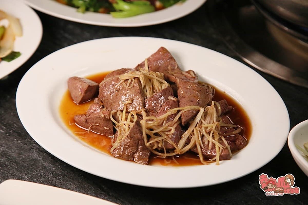 超欠吃「台南4大特色火鍋」!溫體牛麻辣鍋、港式沙嗲鍋、串串鍋,還有美拍花園壽喜燒 超欠吃「台南4大特色火鍋」!溫體牛麻辣鍋、港式沙嗲鍋、串串鍋,還有美拍花園壽喜燒