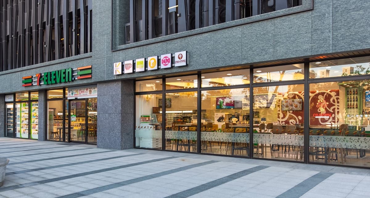 「7-ELEVEN X COLD STONE複合店」1號店