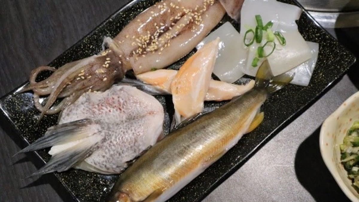 毛小孩也能用餐!台北和牛燒烤吃到飽有99樣食材,必點「海賊王」、天使紅蝦嗑到爽 毛小孩也能用餐!台北和牛燒烤吃到飽有99樣食材,必點「海賊王」、天使紅蝦嗑到爽