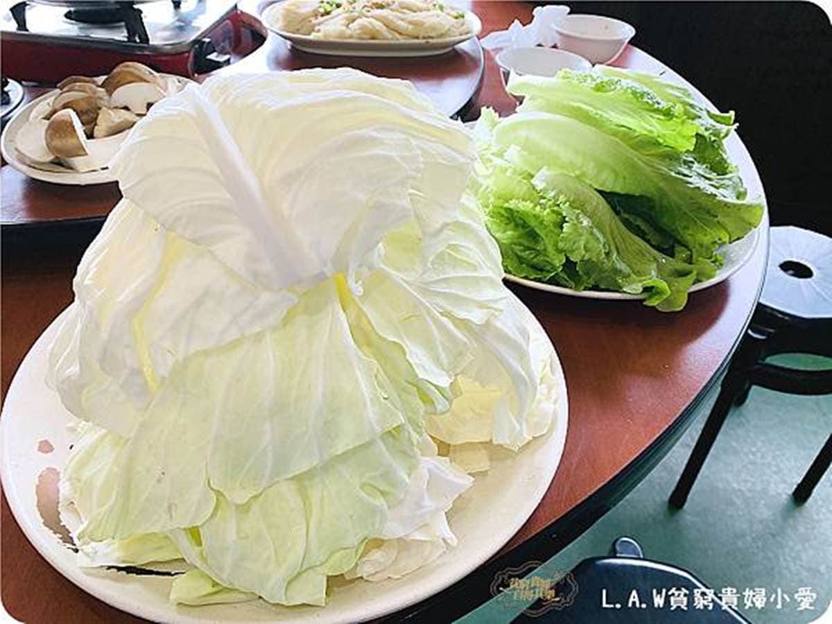 CP值超高!中壢平價薑母鴨分量十足,內用蔥鴨油拌飯、麵線免費吃到飽 CP值超高!中壢平價薑母鴨分量十足,內用蔥鴨油拌飯、麵線免費吃到飽