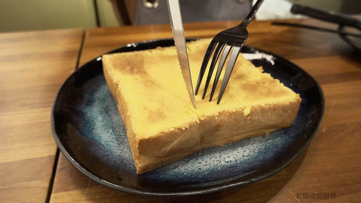 淡水八里網美系咖啡館!必點奶酥厚片配焦糖拿鐵,「隱藏版料理」會隨季節變換 淡水八里網美系咖啡館!必點奶酥厚片配焦糖拿鐵,「隱藏版料理」會隨季節變換
