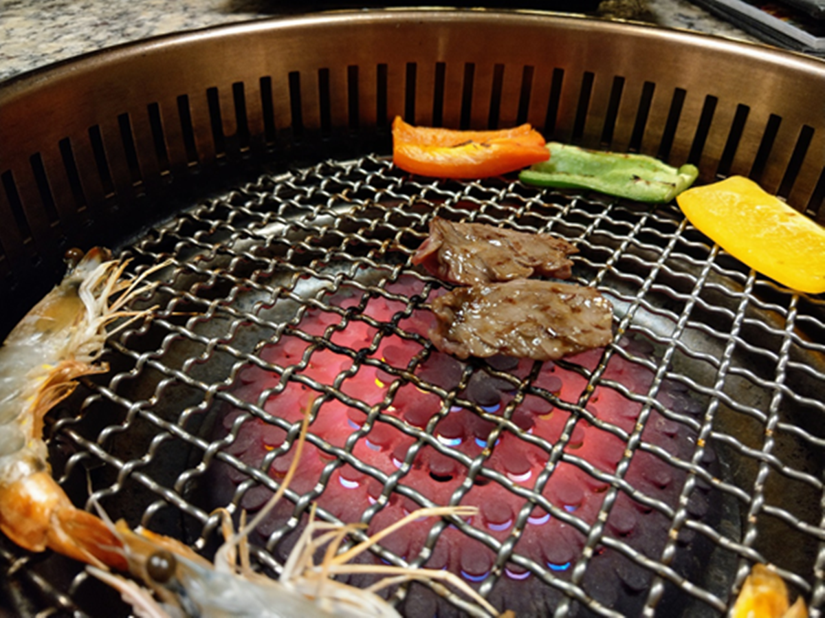 全台僅此一家!日本空運厲害燒肉「黑毛和牛」好吃到想哭,「Prime牛小排」口感像棉花糖 全台僅此一家!日本空運厲害燒肉「黑毛和牛」好吃到想哭,「Prime牛小排」口感像棉花糖