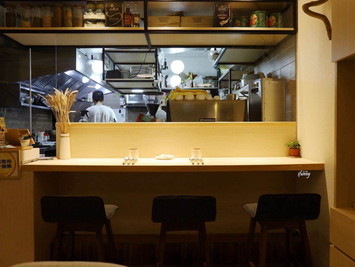 板橋美拍森林系餐廳!套餐一次享9道精緻料理:鮪魚塔塔拌螞蟻、北海道生食干貝 板橋美拍森林系餐廳!套餐一次享9道精緻料理:鮪魚塔塔拌螞蟻、北海道生食干貝