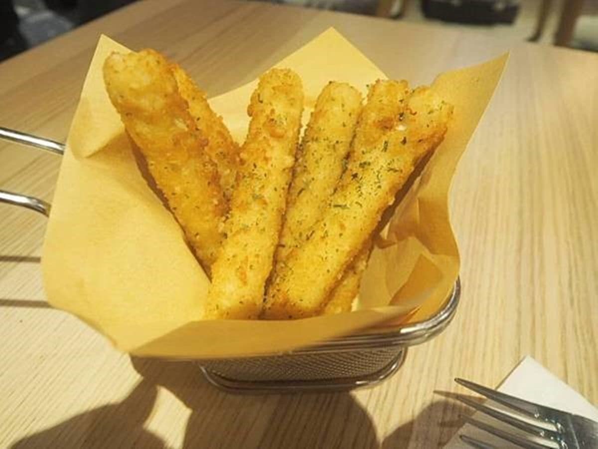 超療癒!台北寵物主題餐廳可以跟大嘴鳥、狐獴一起玩,帕瑪森香蒜雞翅吃完會想念 超療癒!台北寵物主題餐廳可以跟大嘴鳥、狐獴一起玩,帕瑪森香蒜雞翅吃完會想念