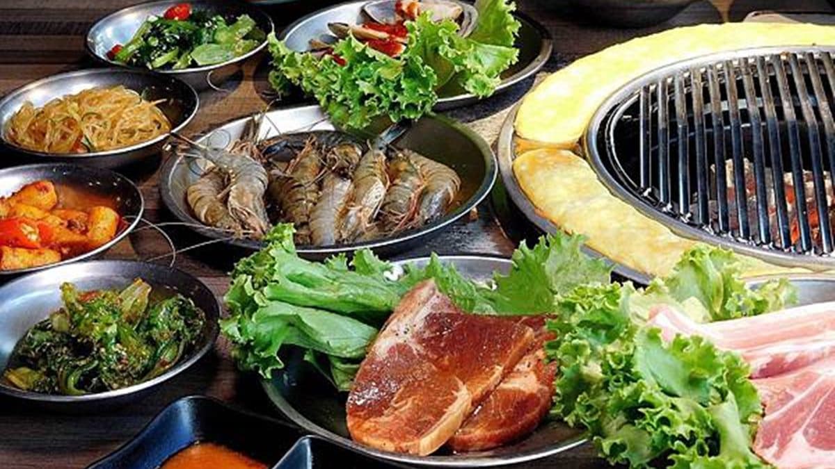 吃到飽控快收!西門韓式燒烤水準逼近單點店,甜嫩祕製無骨牛小排不吃會後悔