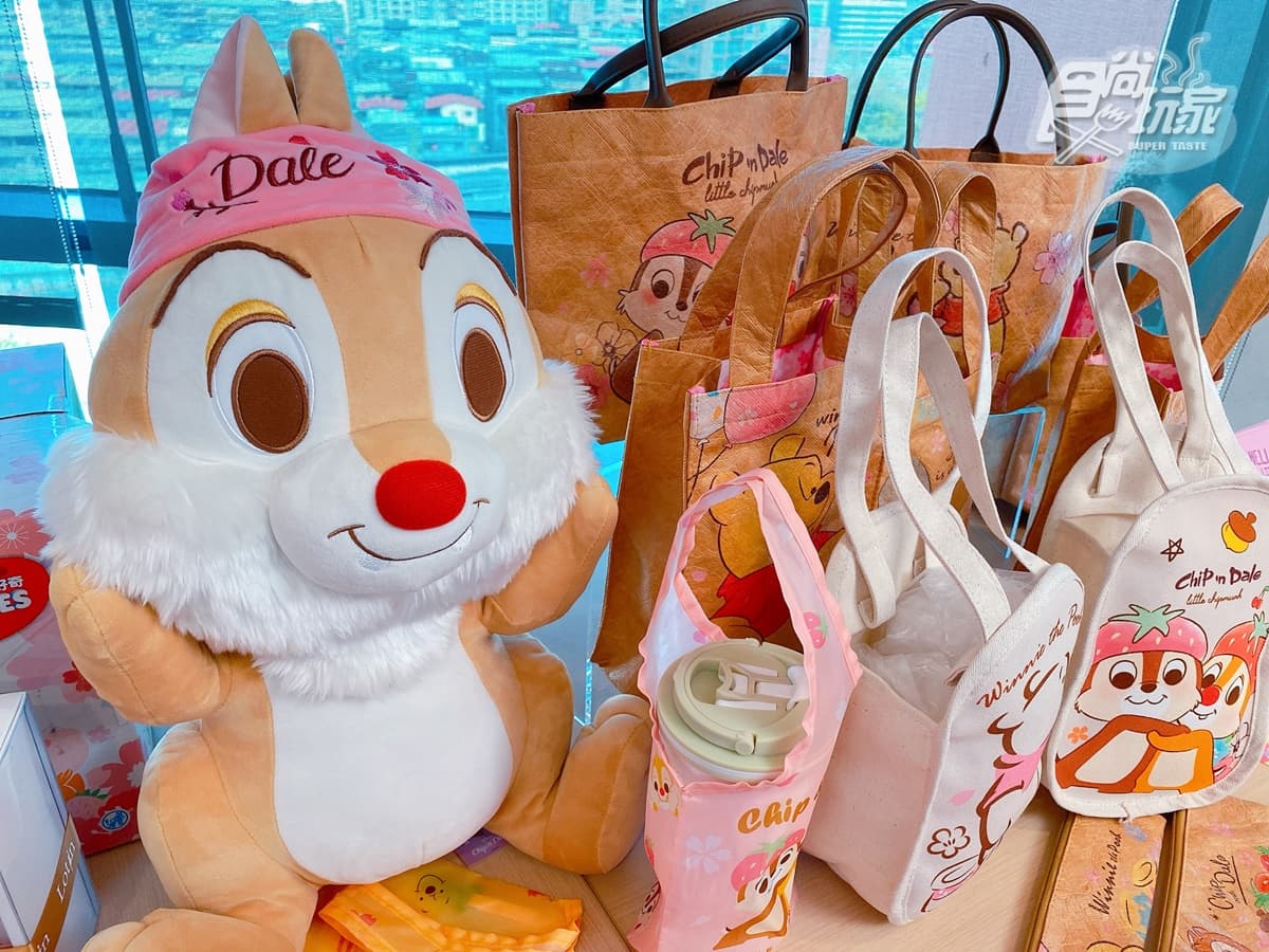 台灣首家「迪士尼文具旗艦店」這逛!韓國小熊維尼夯品、超萌櫻花系列「最低5折」能買 台灣首家「迪士尼文具旗艦店」這逛!韓國小熊維尼夯品、超萌櫻花系列「最低5折」能買