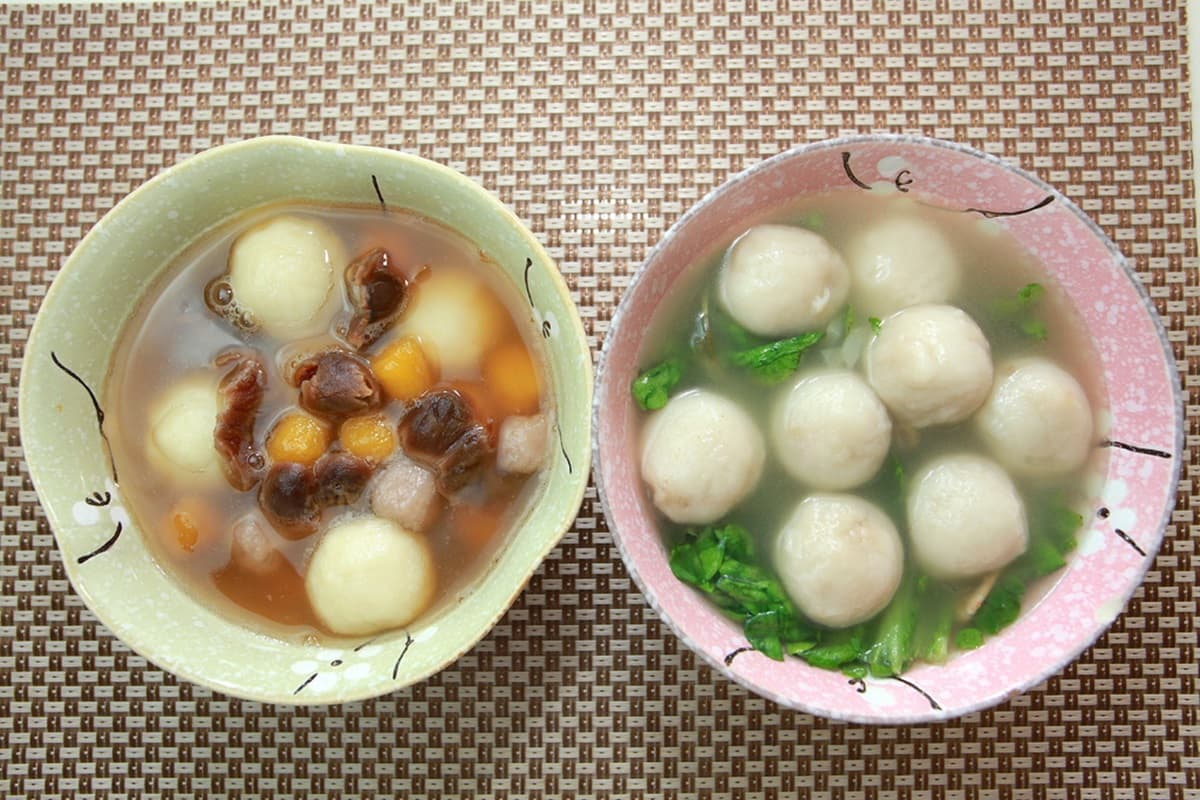 在地人從小吃到大!高雄6家老字號湯圓:混搭餛飩、麵茶湯頭、69年圓仔湯 在地人從小吃到大!高雄6家老字號湯圓:混搭餛飩、麵茶湯頭、69年圓仔湯