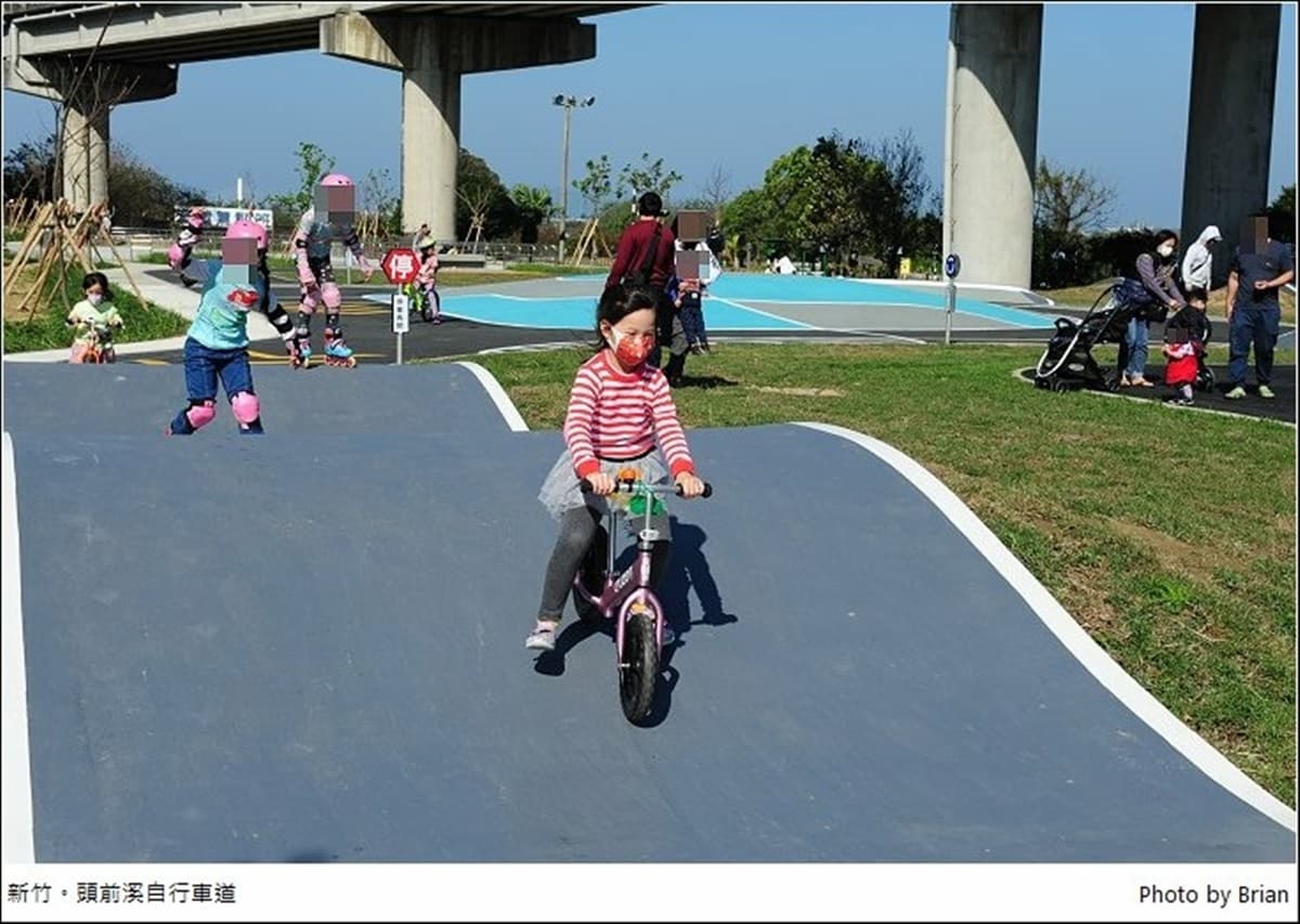 頭前溪左岸河濱公園櫻花自行車道、滑步車場