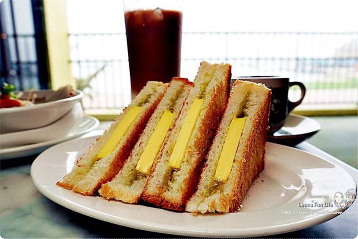 正宗大馬料理來台中了!必點人氣王海南雞飯、沙嗲串燒,空運來的榴槤蛋糕有果肉 正宗大馬料理來台中了!必點人氣王海南雞飯、沙嗲串燒,空運來的榴槤蛋糕有果肉