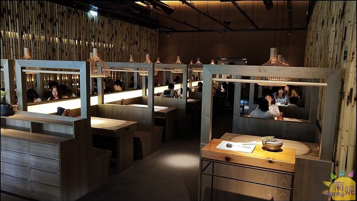 CP值超高!台中浮誇麵食館「午宵限定香辣麵」只要118元,黃金炸餃子酥脆唰嘴也必點 CP值超高!台中浮誇麵食館「午宵限定香辣麵」只要118元,黃金炸餃子酥脆唰嘴也必點